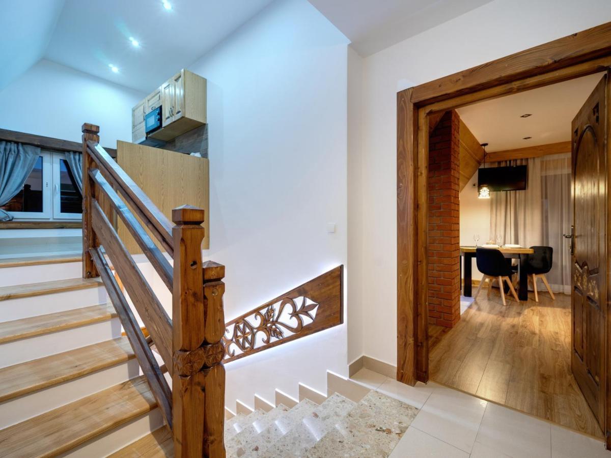 Zakatek Pod Grapa Apartment เบียลกาตัทร์ชันสกา ภายนอก รูปภาพ