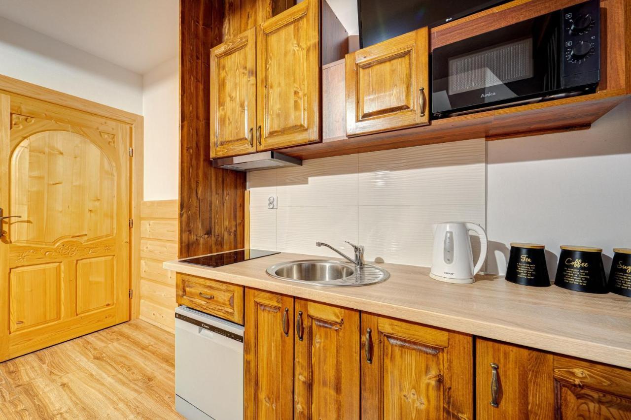 Zakatek Pod Grapa Apartment เบียลกาตัทร์ชันสกา ภายนอก รูปภาพ