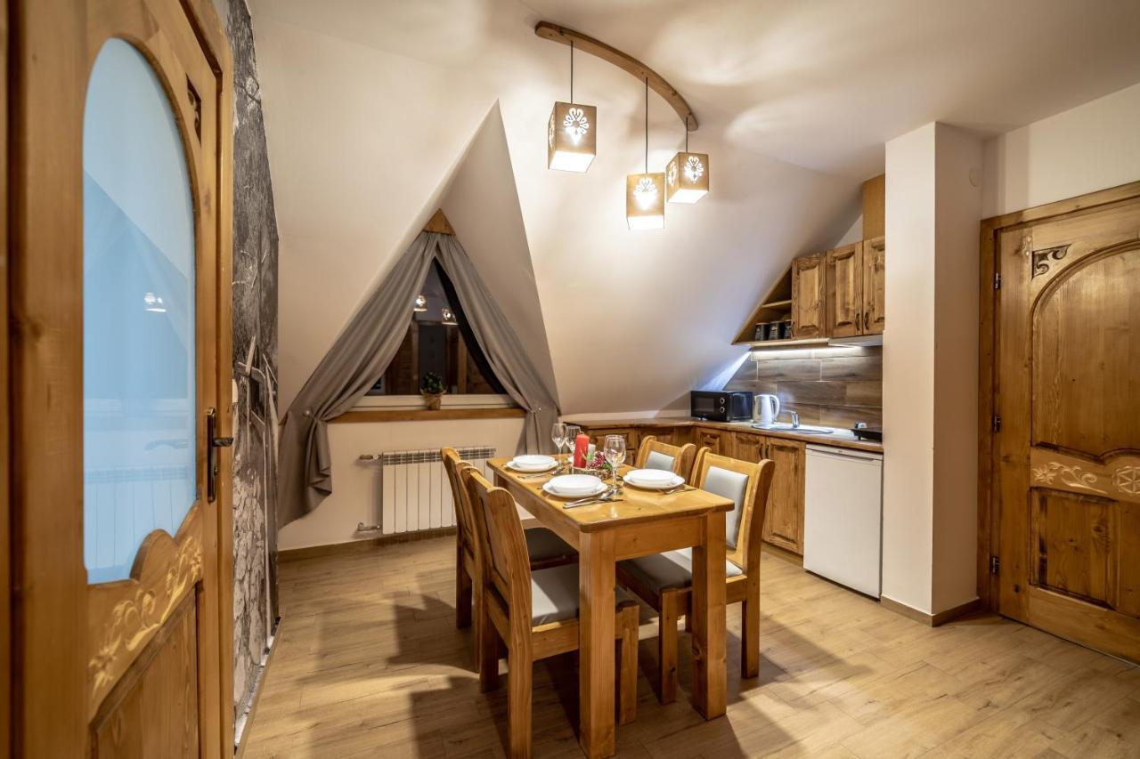 Zakatek Pod Grapa Apartment เบียลกาตัทร์ชันสกา ภายนอก รูปภาพ